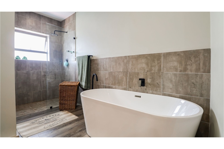 3 Bedroom Property for Sale in Paradise Coast Western Cape